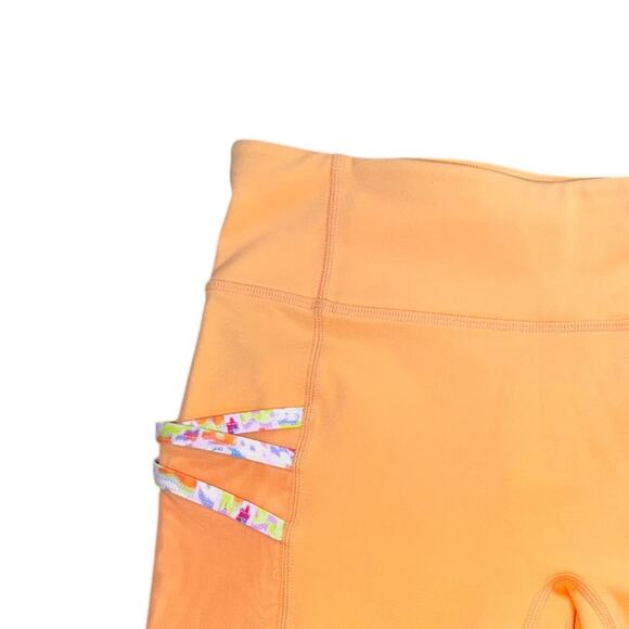 Fabletics Trinity Motion365 small Mid-Rise Pocket bike Shorts 5” activewear - Picture 3 of 5